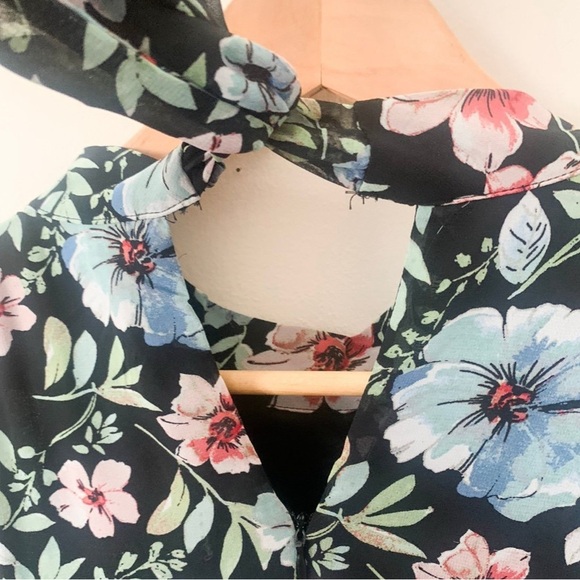 Nicole Miller Floral Midi Dresses - Picture 7 of 8